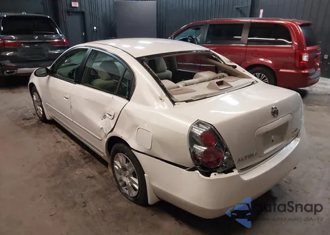 2006 Nissan Altima 2.5 S from USA, damaged, VIN 1N4AL11D66N412461